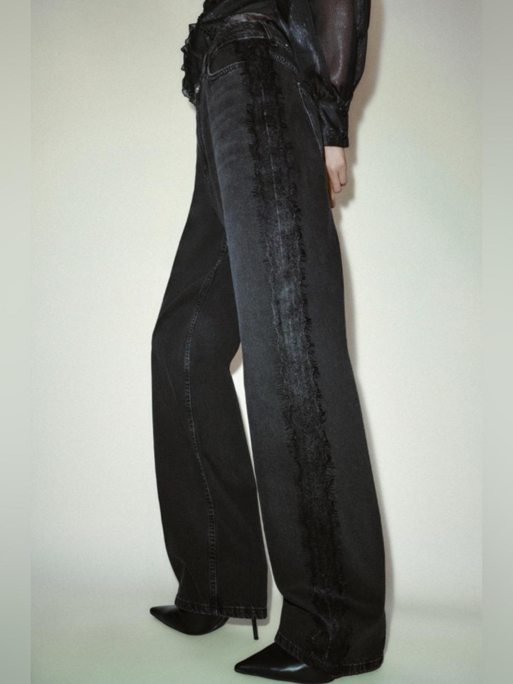 Zara Jeans with Lace Trim. BRAND NEW W TAG.